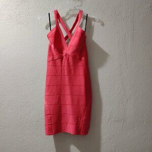 BEBE -S- BODYCON BANDAGE-SEAMLESS - CORAL PEACH